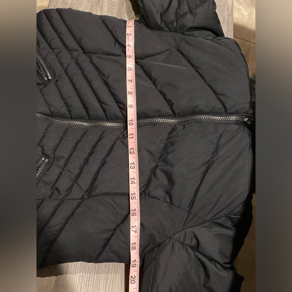 Faux-Fur-Trim Hooded Puffer jacket - Picture 6 of 7